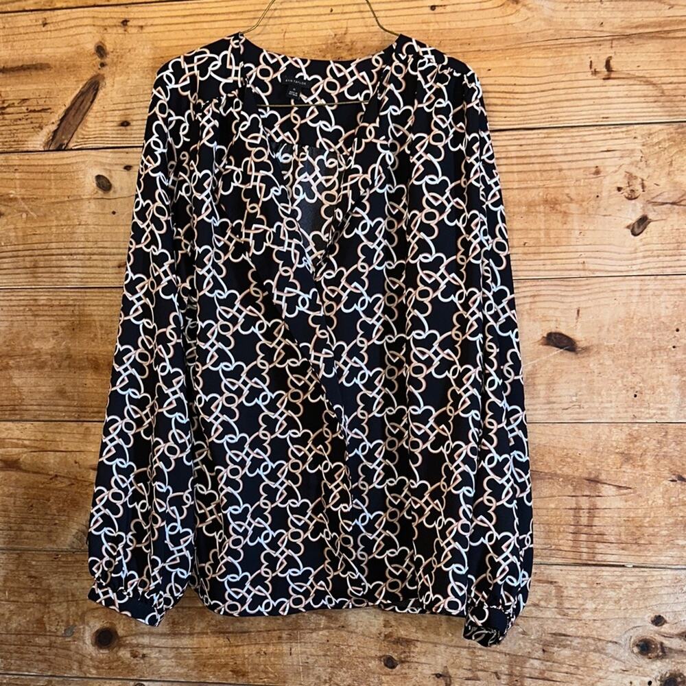 Ann Taylor Heart Chain Print Top
